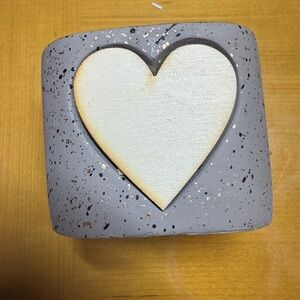 Ink series stone heart scented candle